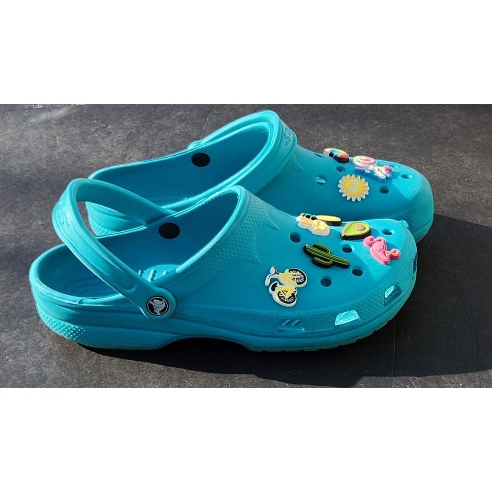 Crocs Classic Unisex Clog Slide Sandals / Turquoise Tonic - Men's 10 Women's 12